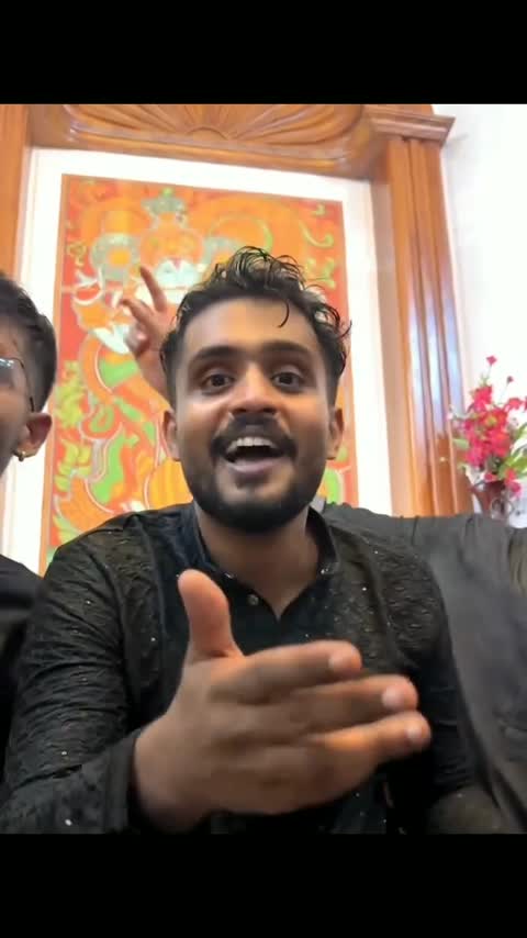 എന്തിനാടാ കൊന്നിട്ട്   🙂
