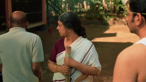 Mohiniyattam